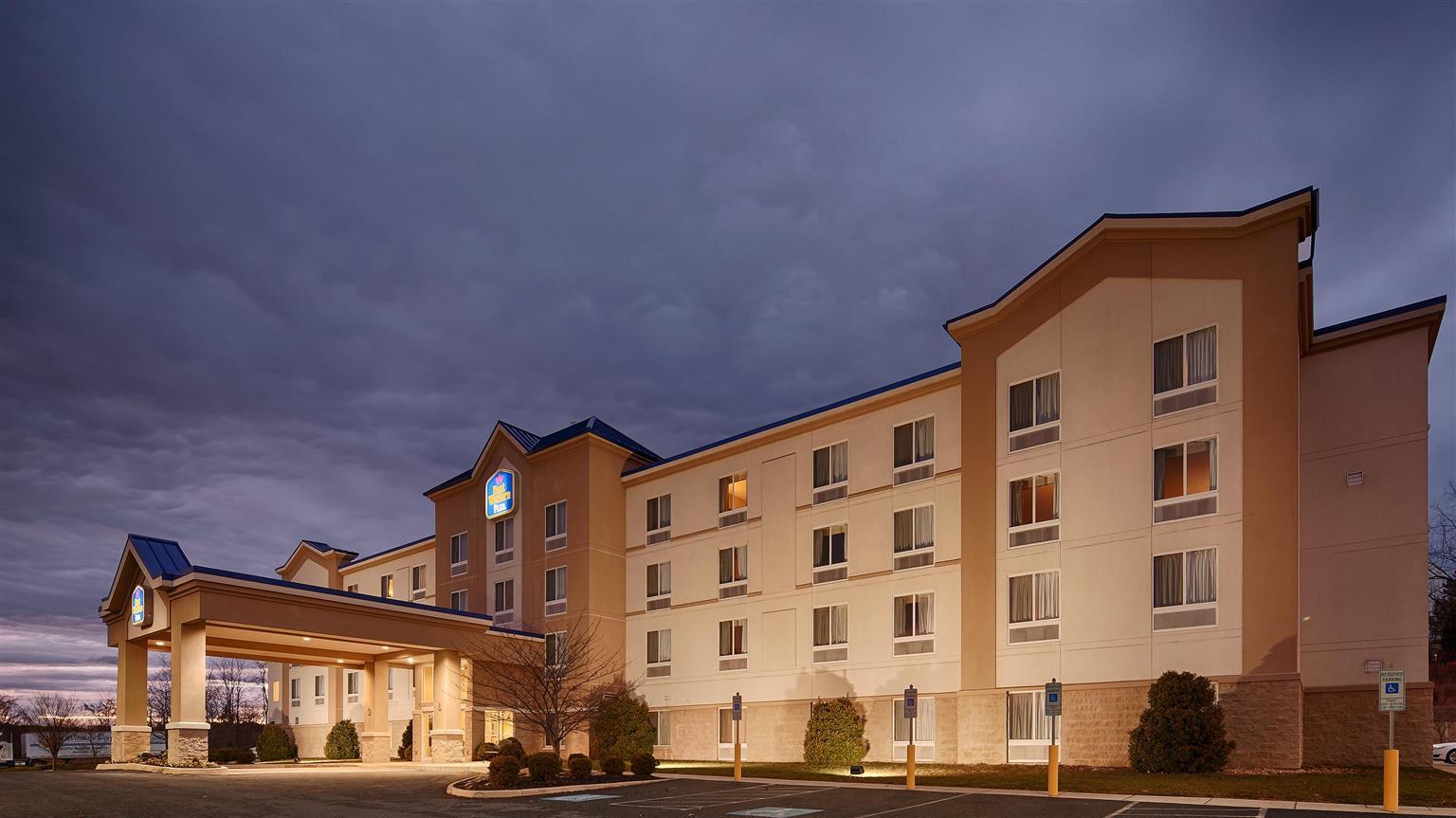 Best Western Plus ווינסבורו מראה חיצוני תמונה